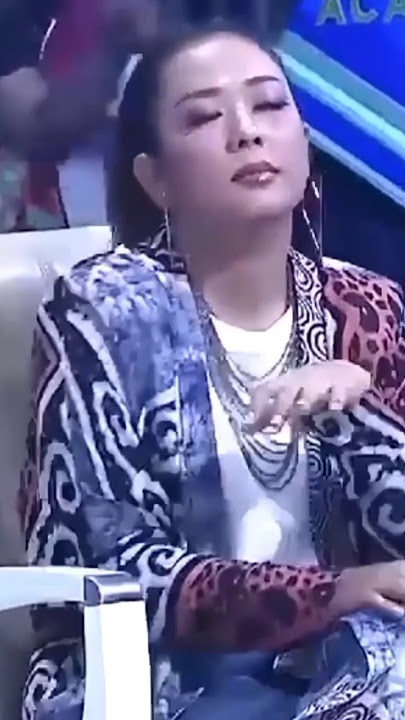 SOIMAH DEWAN JURI SERTA SEMUA PENONTON IKUT BERGOYANG SETELAH PENYANYI DANGDUT 1 INI TAMPIL#trending