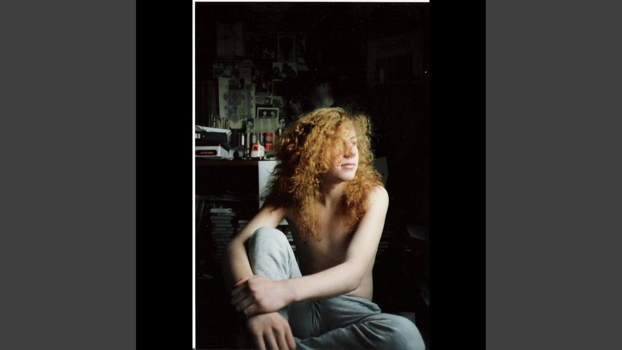 Obejrzyj Comet w YouTube Obejrzyj Comet w YouTube