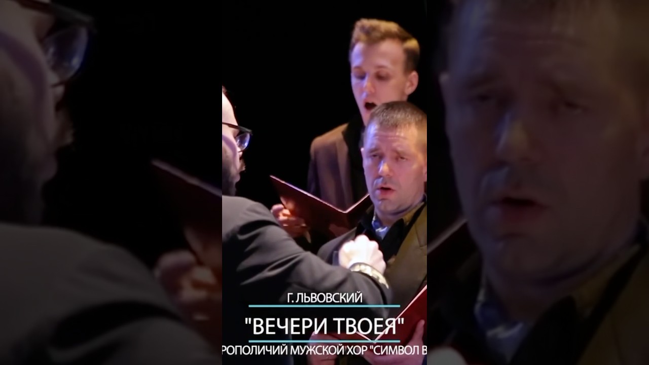 В этот день Церковь вспоминает Тайную вечерю - последнюю трапезу Христа с апостолами. 