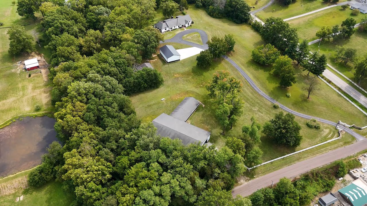 🏡 River Ridge Estate Auction | Private Gated 10.7 Acre Property in Missouri | Cates Auction