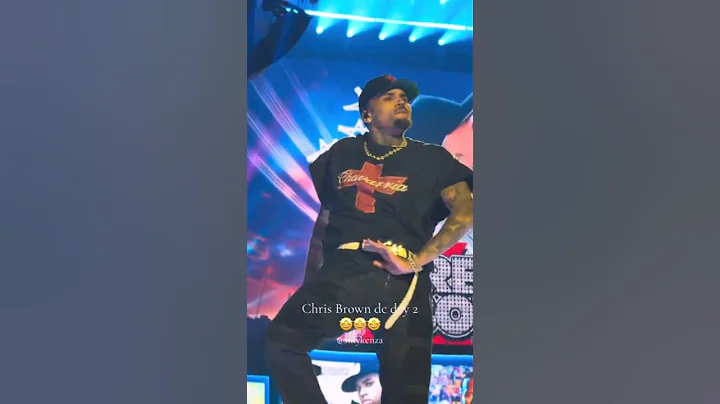 Chris Brown Dancing to 'It Depends' in DC (Night 2) #breezybowl