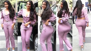 24 सल क उमर म कतन हट ह य बद Vikram Bhatt क Office क बहर Spot हई Avika Gor