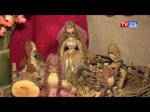 ძაფებით შექმნილი თოჯინები და პეისაჟები - 56 წლის ქალი თხილნარიდან