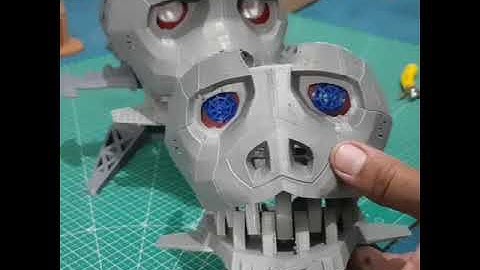 DIY 3D Printed Voltes V Skyrook w/ LED Eyes and Remote Ender 3