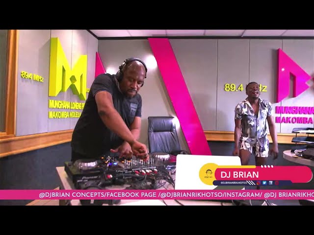 DJ BRIAN LIVE EKA PHAPHAMA-MIX class=