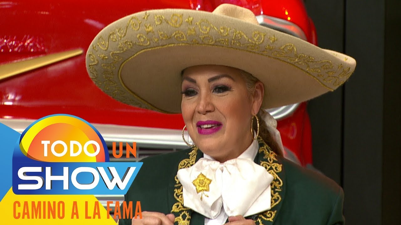 tv azteca uno El día que Juan Gabriel le propuso matrimonio a Aida Cuevas | Todo un show