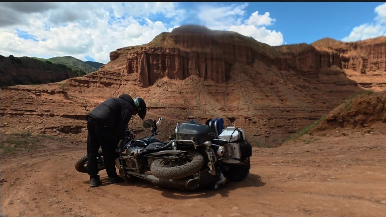 骑行几十公里烂路最后翻车了