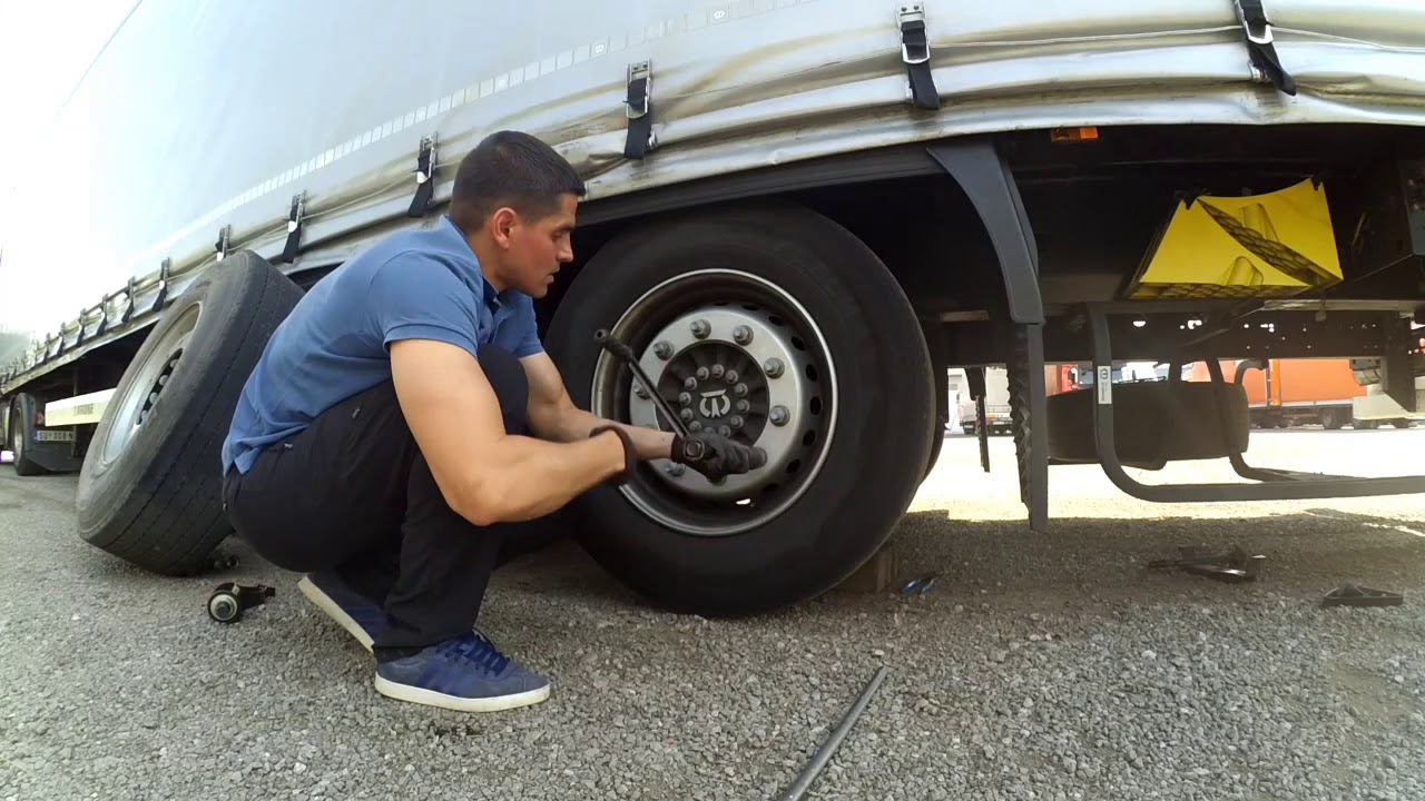 Kako se menja tocak na kamionu! vozaci.co