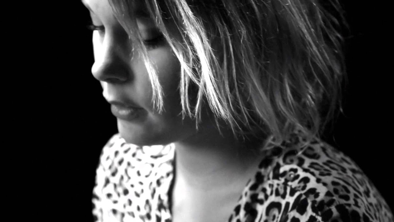 Jesper Dahl vs. Josefine Klougart - cut up af "Mangler min muse"