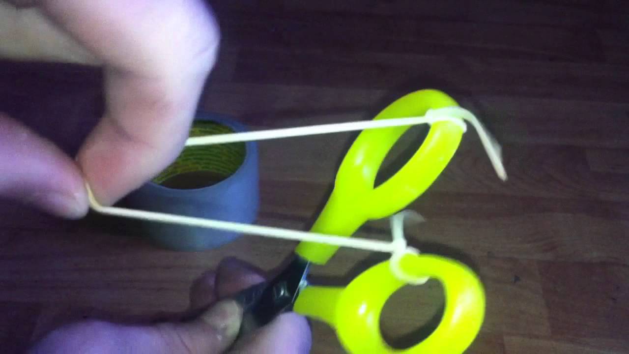 Fabriquer un lance pierre - Faire une catapulte maison - YouTube