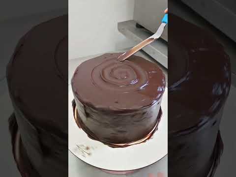bolo super molhadinho e com recheio cremoso