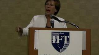 AFT President Weingarten speaks to IFT delegates