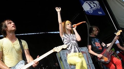PARAMORE WARPED TOUR 2007 (FULL PERFORMANCE)