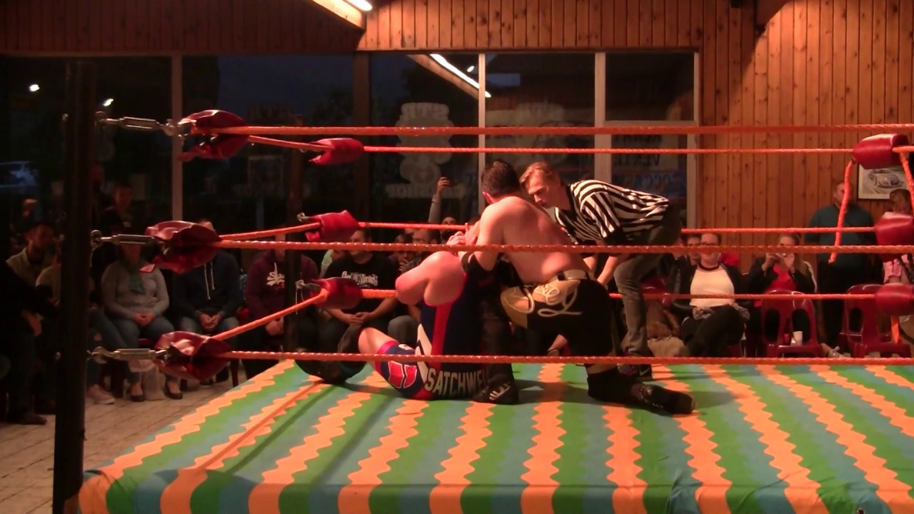 Pro Wrestling: Joey D vs Oliver Satchwell