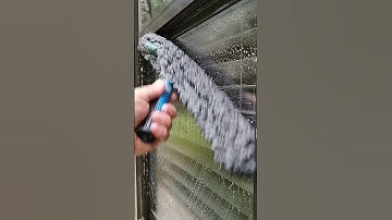 Traditional window cleaning with the mop and squeegee #diy #windowcleaning #satisfying