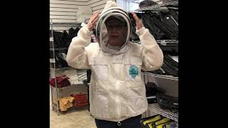Blythewood Bee Company - How to fit and secure your beekeeping