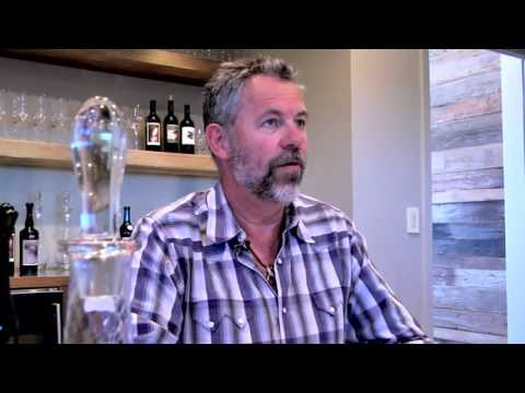 JAMESSUCKLING.COM - California Wine - Sine Qua Non - Manfred Krankl on Decanting