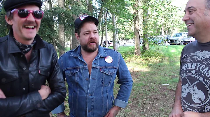 Nathaniel Rateliff and bandmate Joseph Pope III Ta...