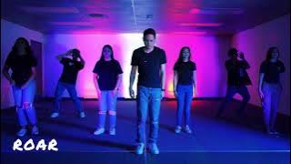 LION - Elevation Worship & Brandon Lake - Lyrics & Motions