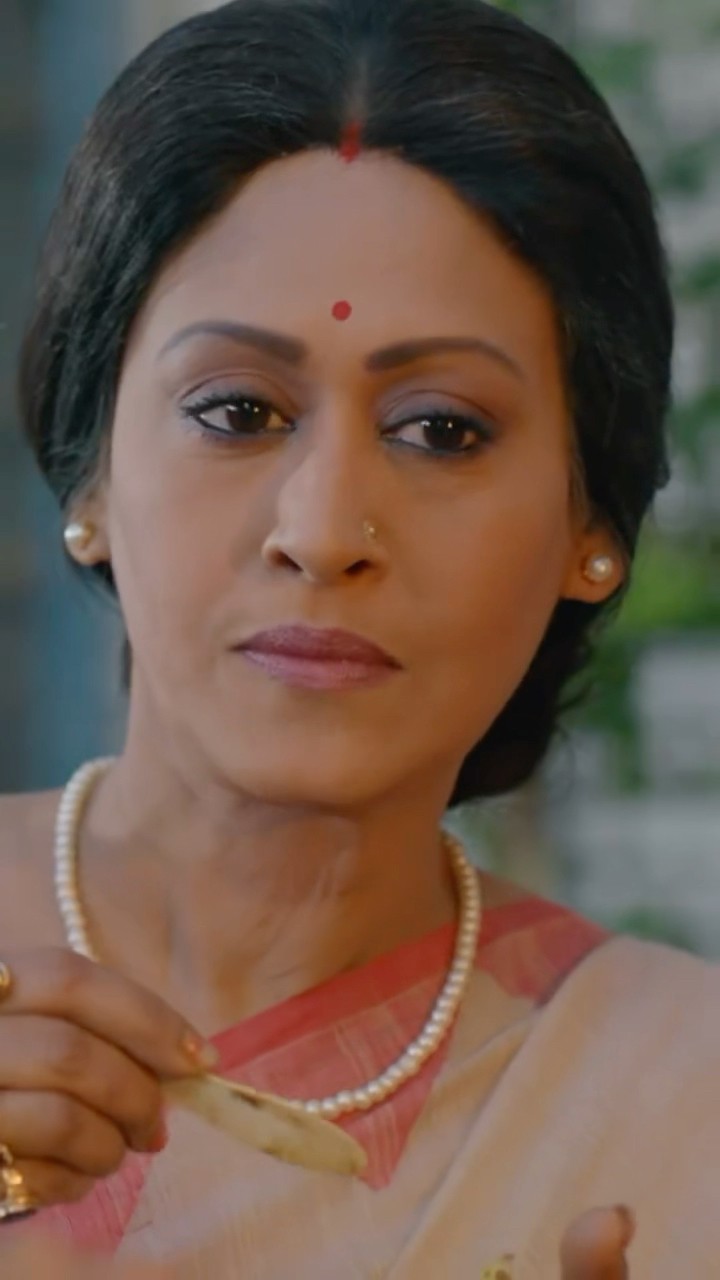 পদবীটা আমি বদলাব #indranihaldar #bengalishorts #bengalimoviescene