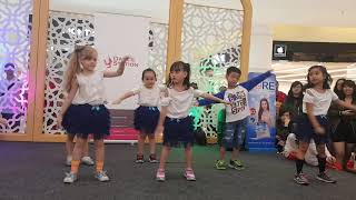 Mozu Performed Dance Station