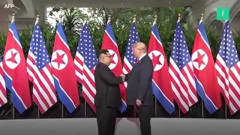 Poignée de main historique entre Donald Trump et Kim Jong Un
