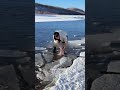 صيد السمك في الجليد في سيبيريا