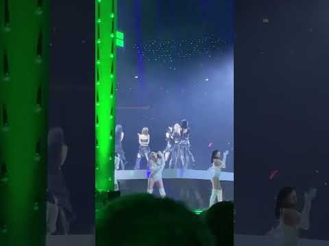 20241110 LE SSERAFIM CRAZY IN MANCHESTER,UK (MTV EMA)