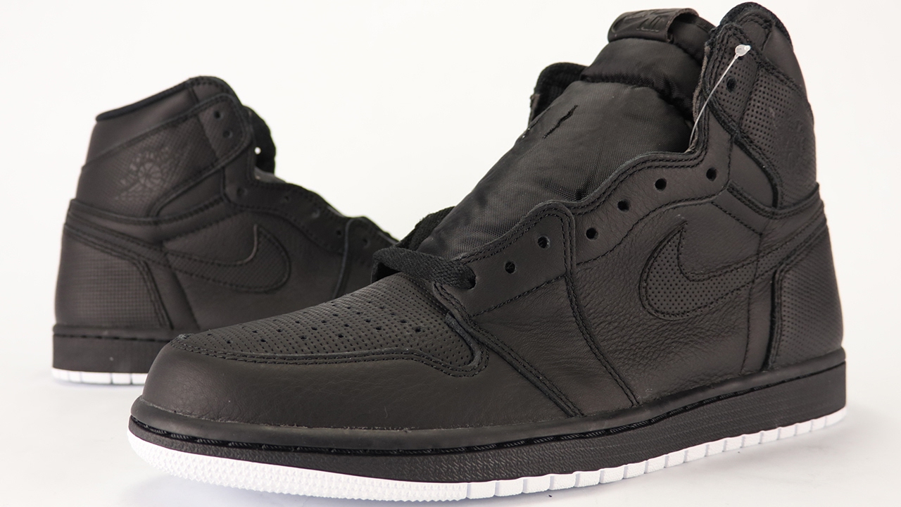 jordan 1 black with white sole