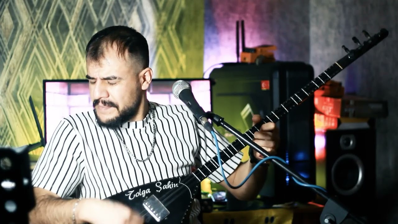 Başkentli Ekrem -Fadimenin düğünü (canlı performans)