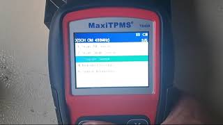 How to use the Autel MaxiTPMS TS408 to program a new tire sensor