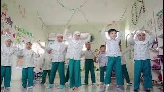 gerak dan lagu Di bawah Pohon yang Rindang #ceriabocahindonesia #bernyanyi #cbi #gerakdanlagu