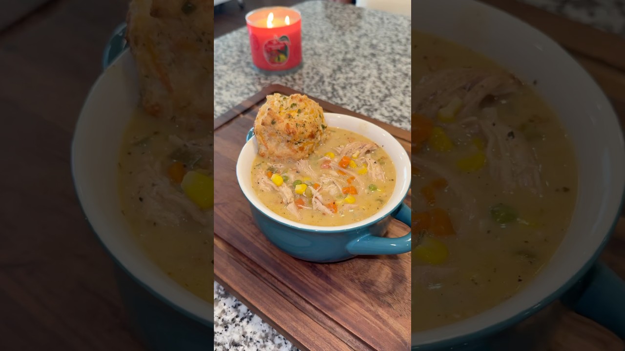 Chicken pot pie soup 🥧 🍲 what fall recipes do you want to see? 👀 