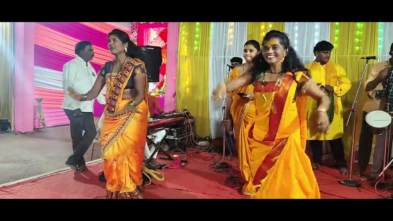 माझ्या अंगणात खेळत ये ग येडामाय