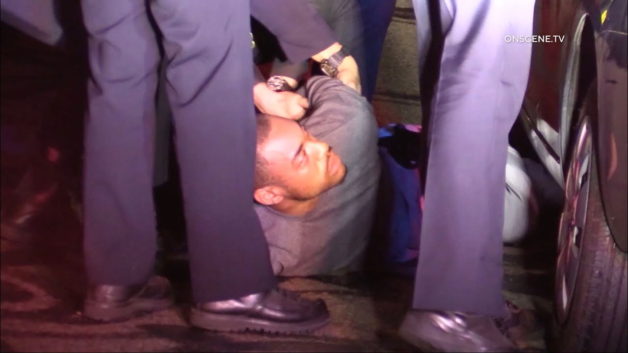 Driver Resists Arrest After Crash Into Traffic Light | San Diego - YouTube