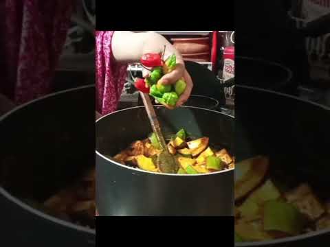 জাল মিষ্টি বোম্বে মরিচে   আমের আচার  #ভাইরাল ভিডিও #শর্ট ভিডিও #ফাতেমা "#সকুকিং স্কুল এন্ড ব্লগ