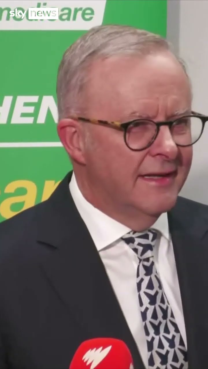 Calls for US influencer to be deported from Australia