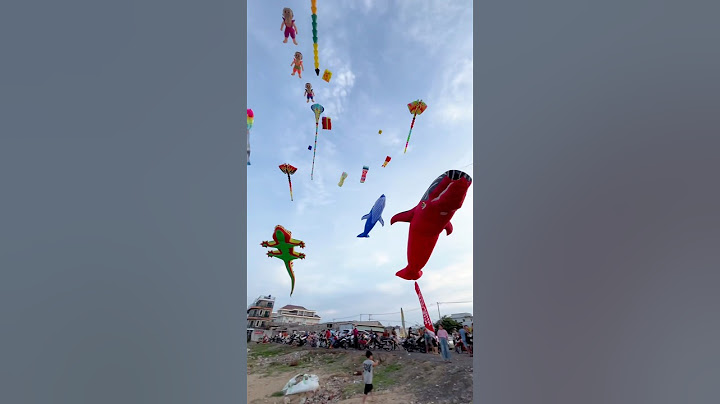 Bong Bóng Bay Khổng Lồ Đầy Bầu Trời #shorts #chiuc #chiuctv