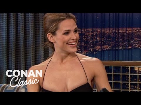 Jennifer Garner Corrects Conan&rsquo;s Grammar | Late Night with Conan O’Brien