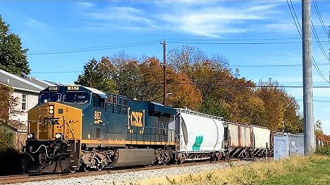 CSX Freight Train Q421 - Awesome 2nd Gen K5HL in Norwood, PA!!