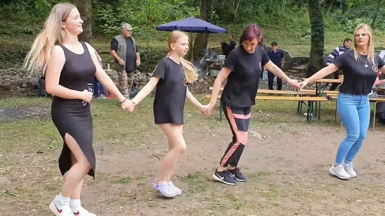 🔴 Erna Vila kolo vodi - Bjeljevine kod Rudog - Bosanski teferič