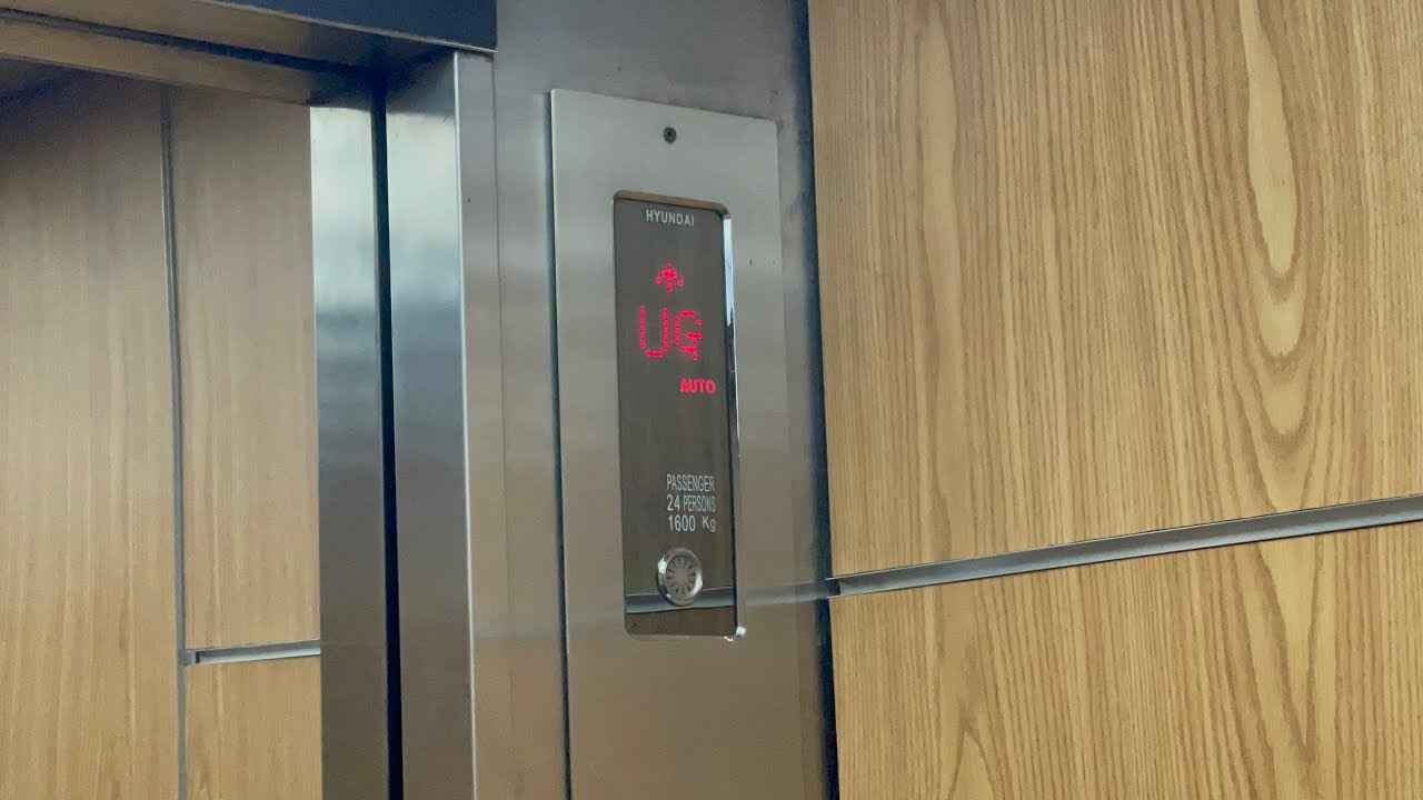 Hyundai elevator at SM Aura, Taguig, Philippines