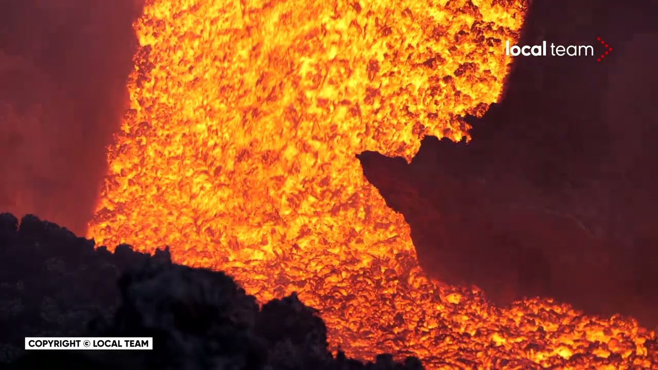 Ad un passo dalla lava: spettacolari immagini dall'Etna
