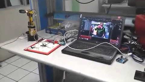 control servo visual openCV  con pic16f877A y bluetooh