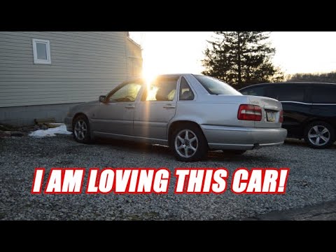 Here is my 2000 Volvo S70!! Is it the best car I&rsquo;ve ever owned?