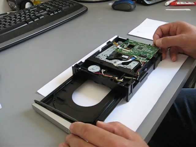 Réparer un lecteur DVD Xbox 360 - YouTube