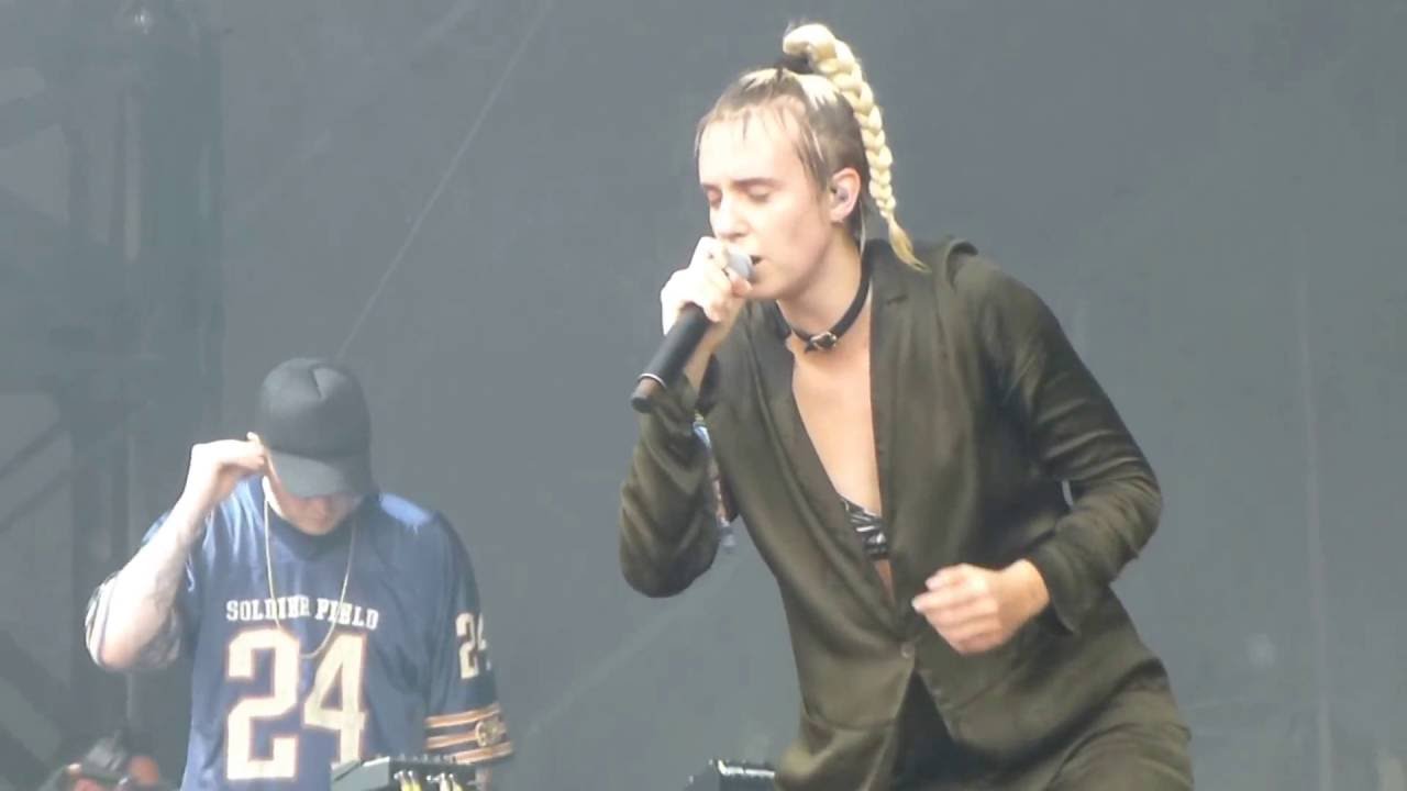 MØ - Waste of Time - Lollapalooza 2016