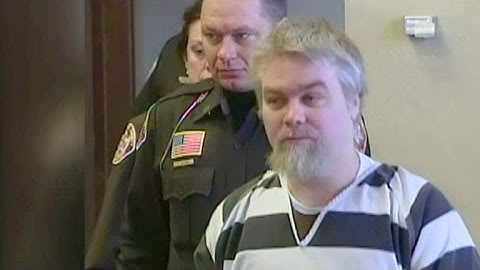 Fans of "Making a Murderer" call for convicted killer