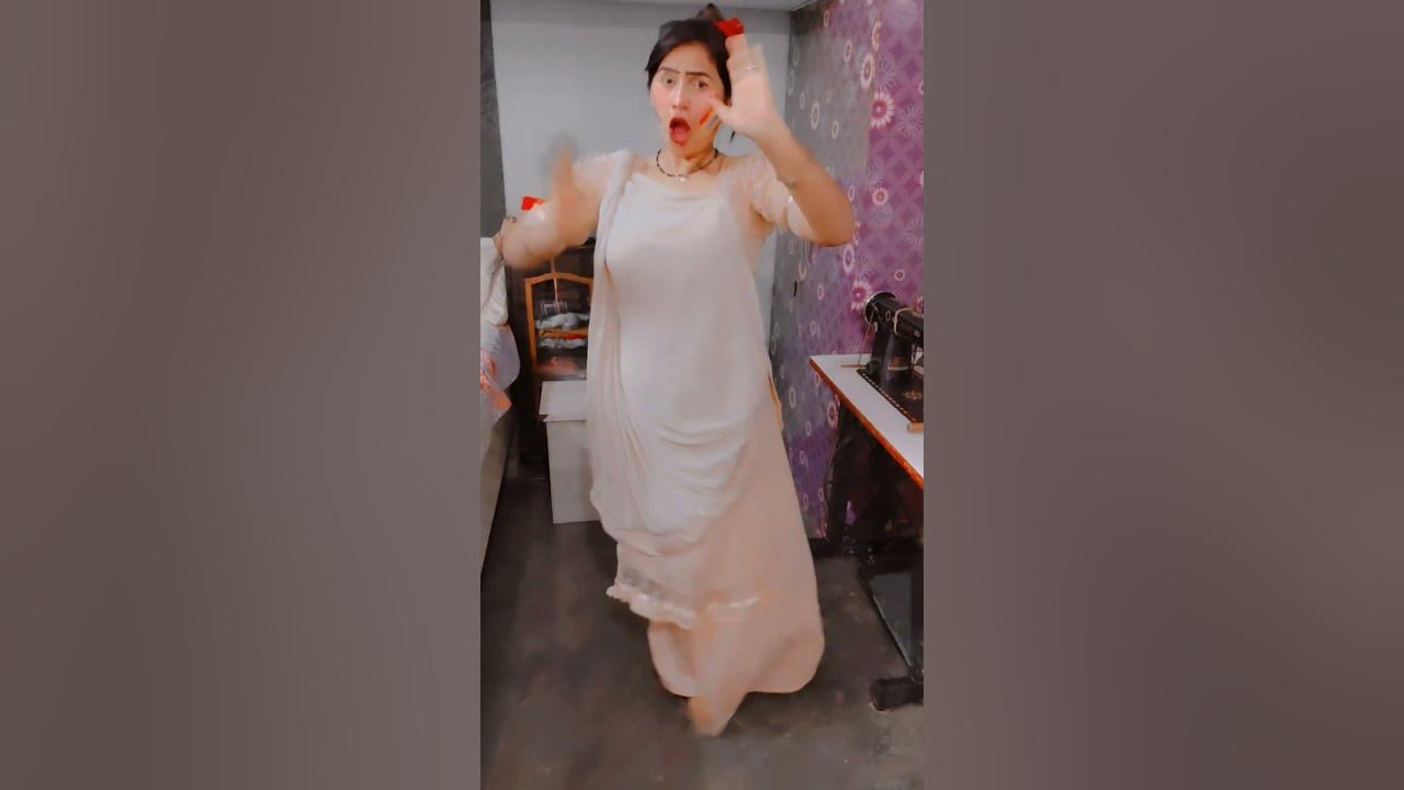 holi mein katti hai jayegi