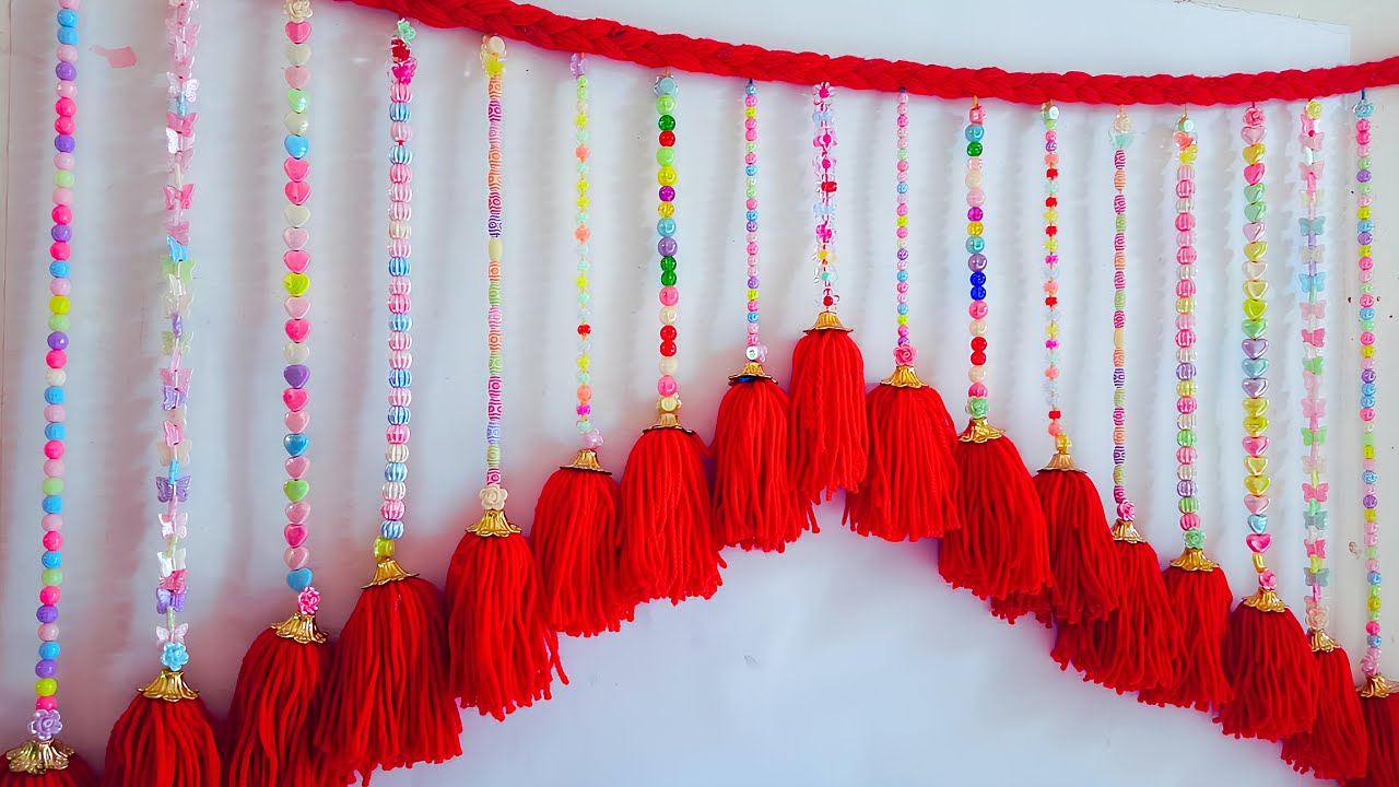 ऊन और मोतियों से बनी सुन्दर दरवाजे की झालर | Easy Woolen Toran Design | Diy Handmade Woolen Crafts 